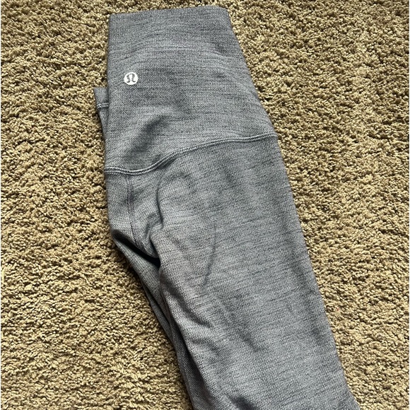 lululemon leggings - Picture 1 of 2
